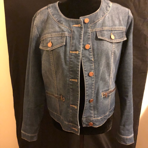 round collar denim jacket
